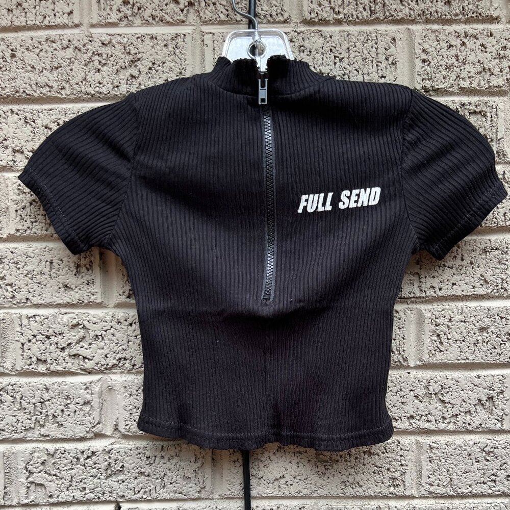 Full Send Zip Crop Top NWT Medium